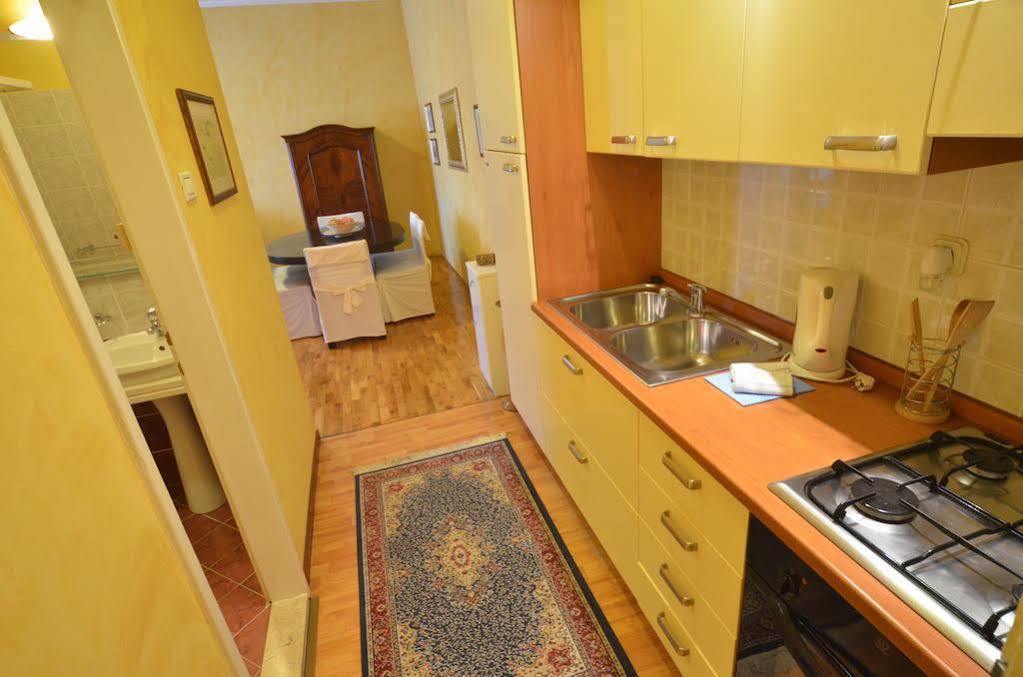 Apartments Villa Rossella 1 Rovinj Buitenkant foto