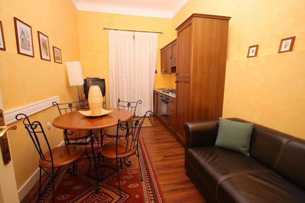 Apartments Villa Rossella 1 Rovinj Buitenkant foto